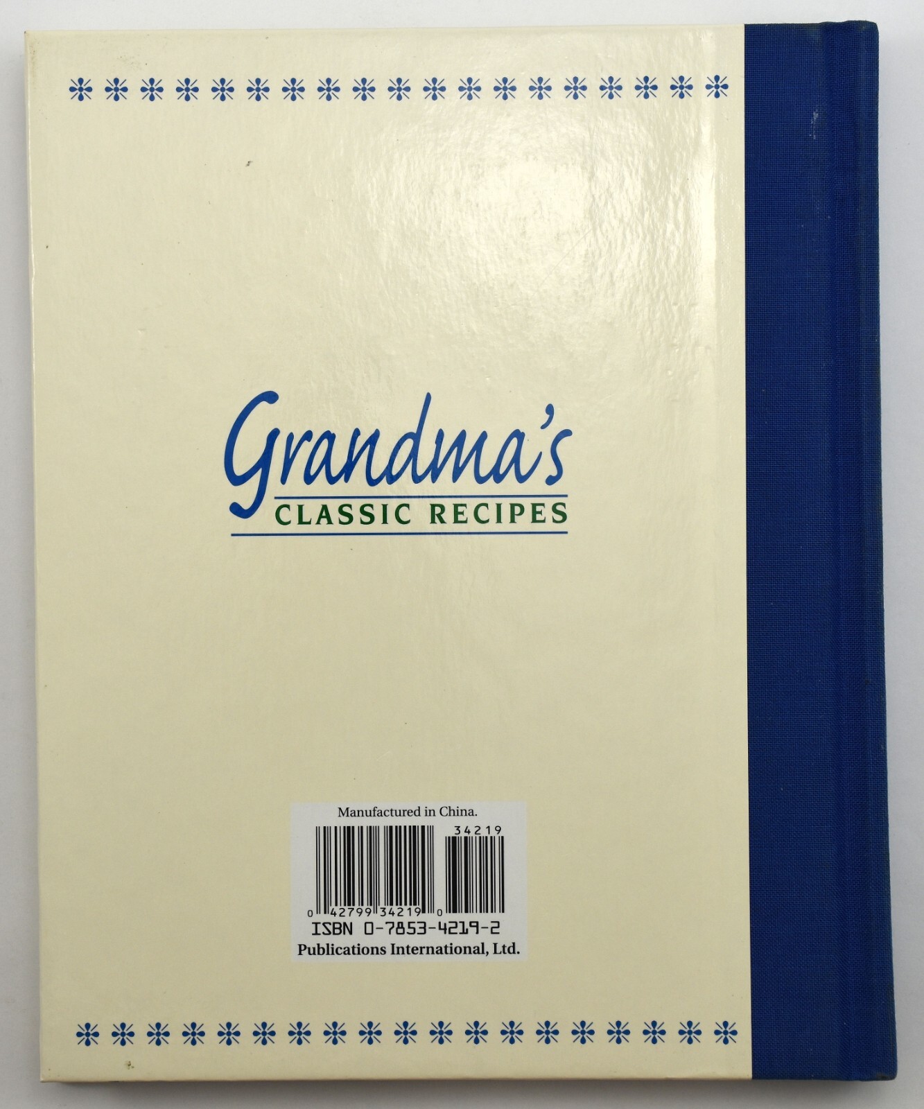 Grandma’s Classic Recipes 2000 – HC Hardcover, 126 pages VG+ L@@K