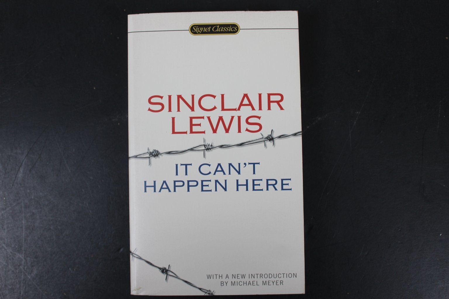 It Can’t Happen Here Sinclair Lewis 2005 Signet Classics Political Dystopian PB