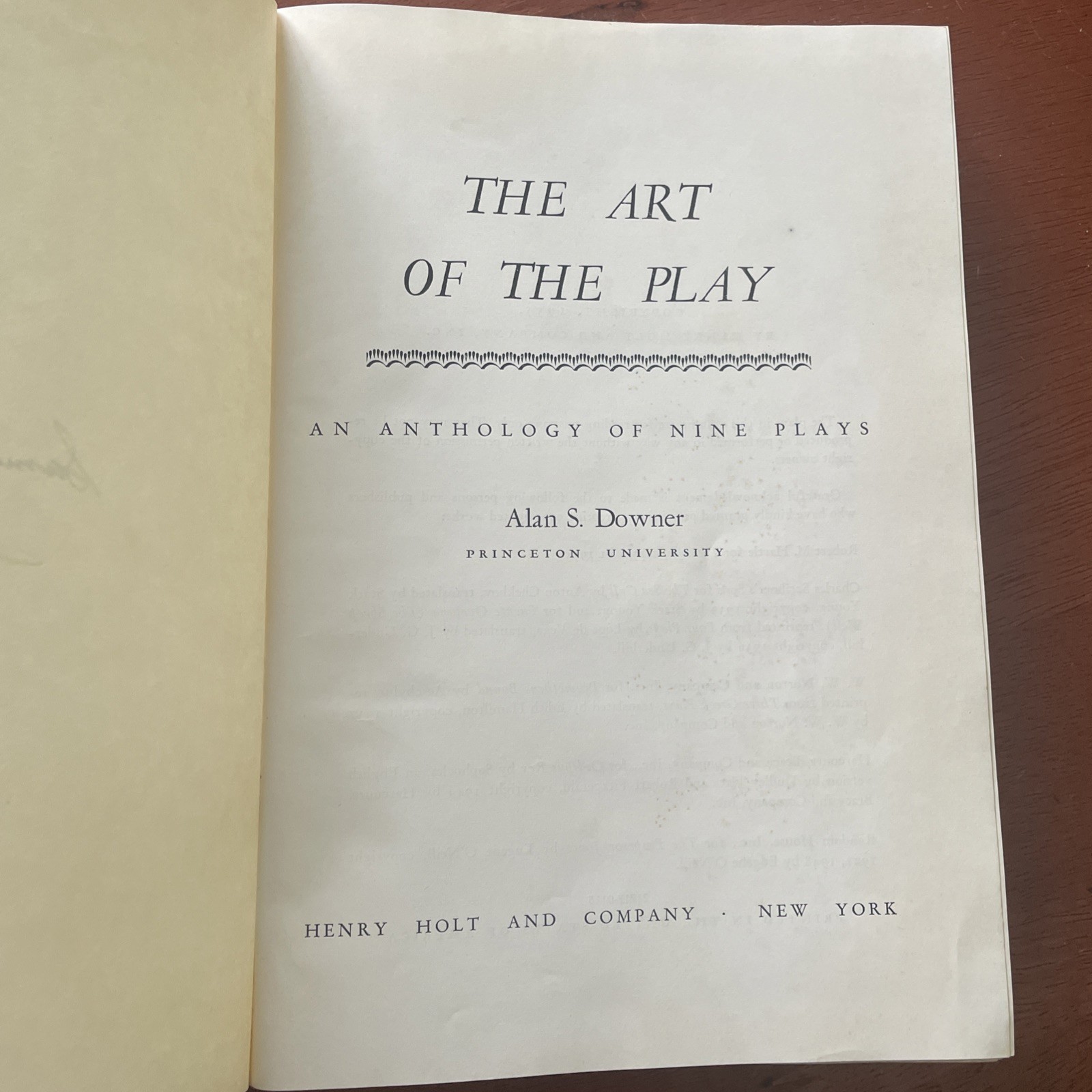 Art of the Play An Anthology of Nine Plays Alan Seymour Downer, 1955