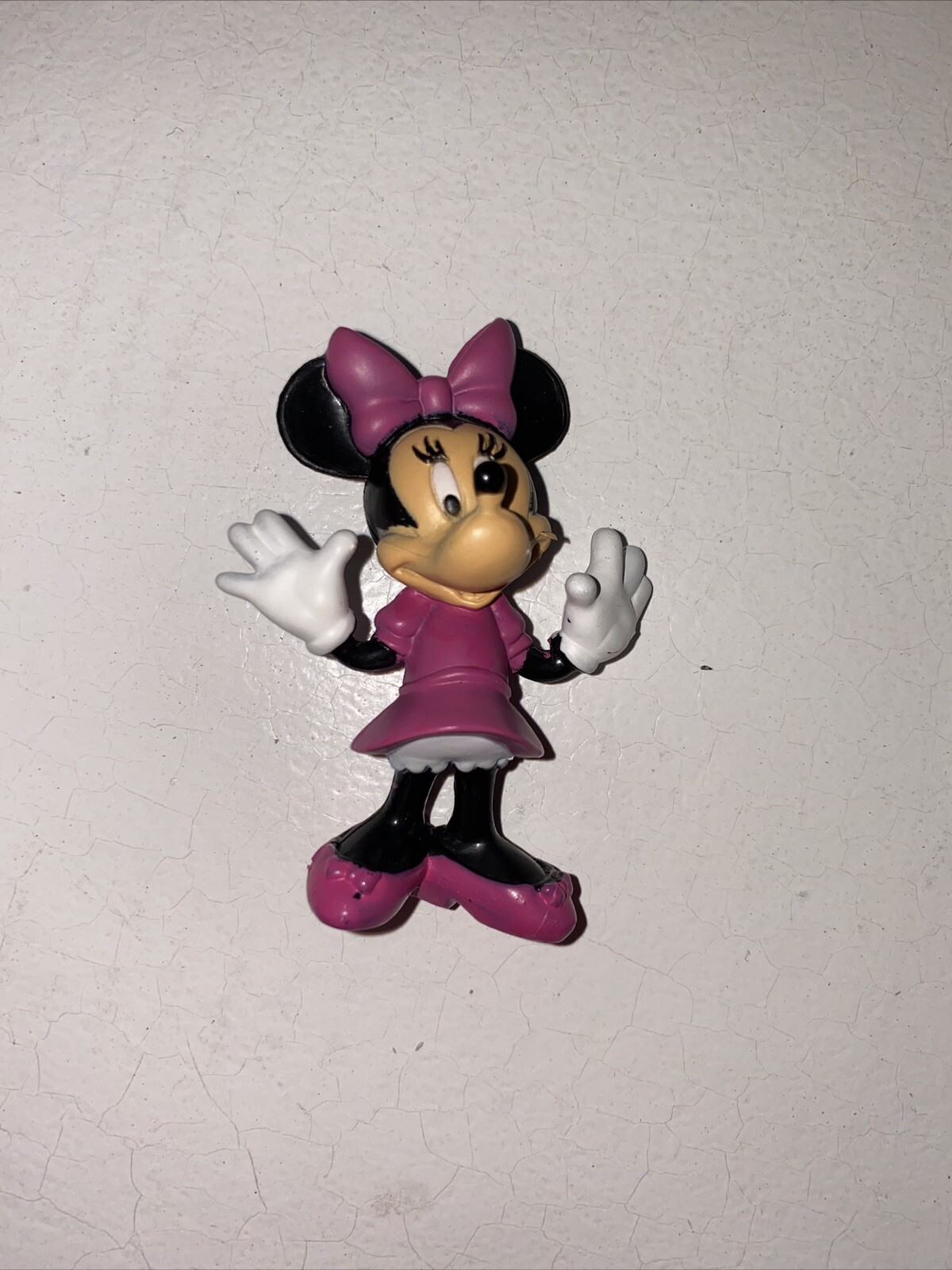 Learn to Draw Disney’s Mickey Mouse AND Mickey and Minnie 2.5 in PVC toy figures