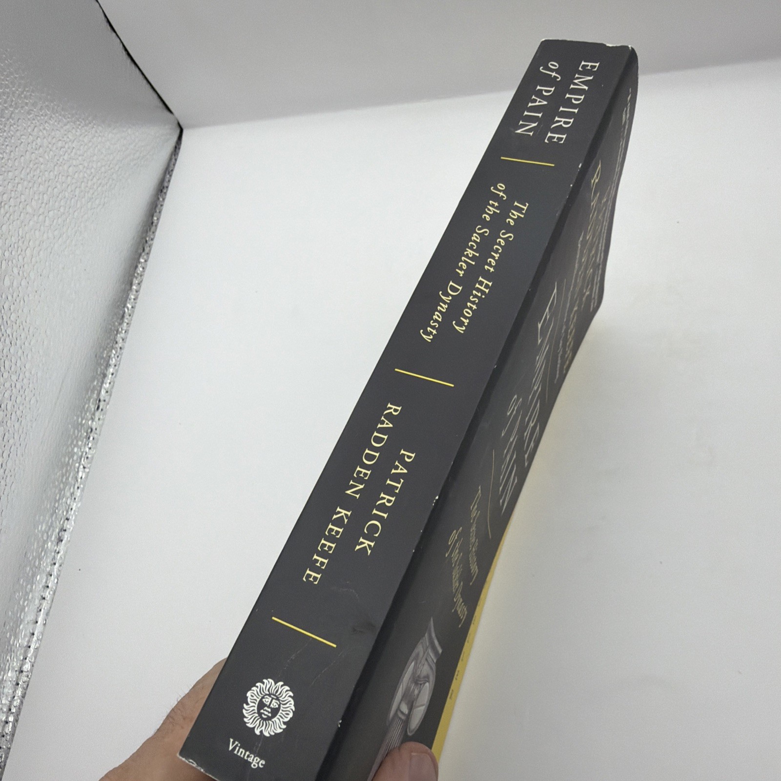 Empire of Pain: The Secret History of the Sackler Dynasty