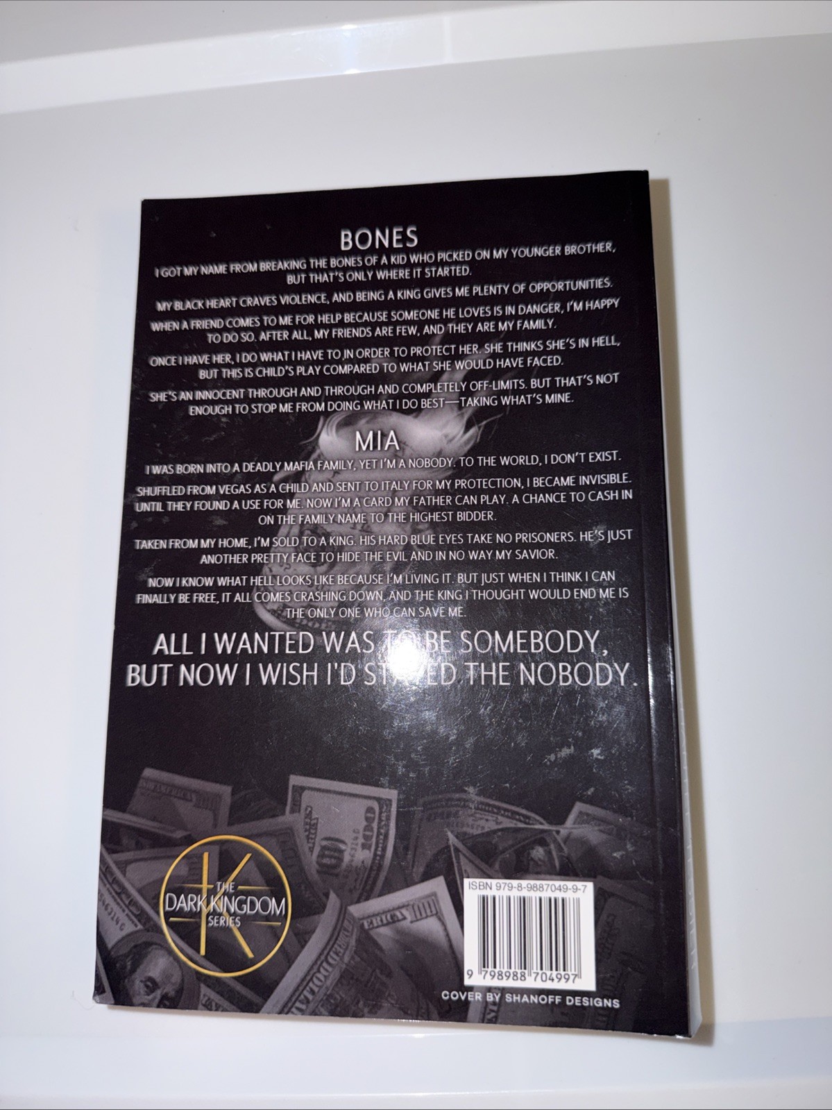 Bones (The Dark Kingdom) – paperback Tessier, Shantel