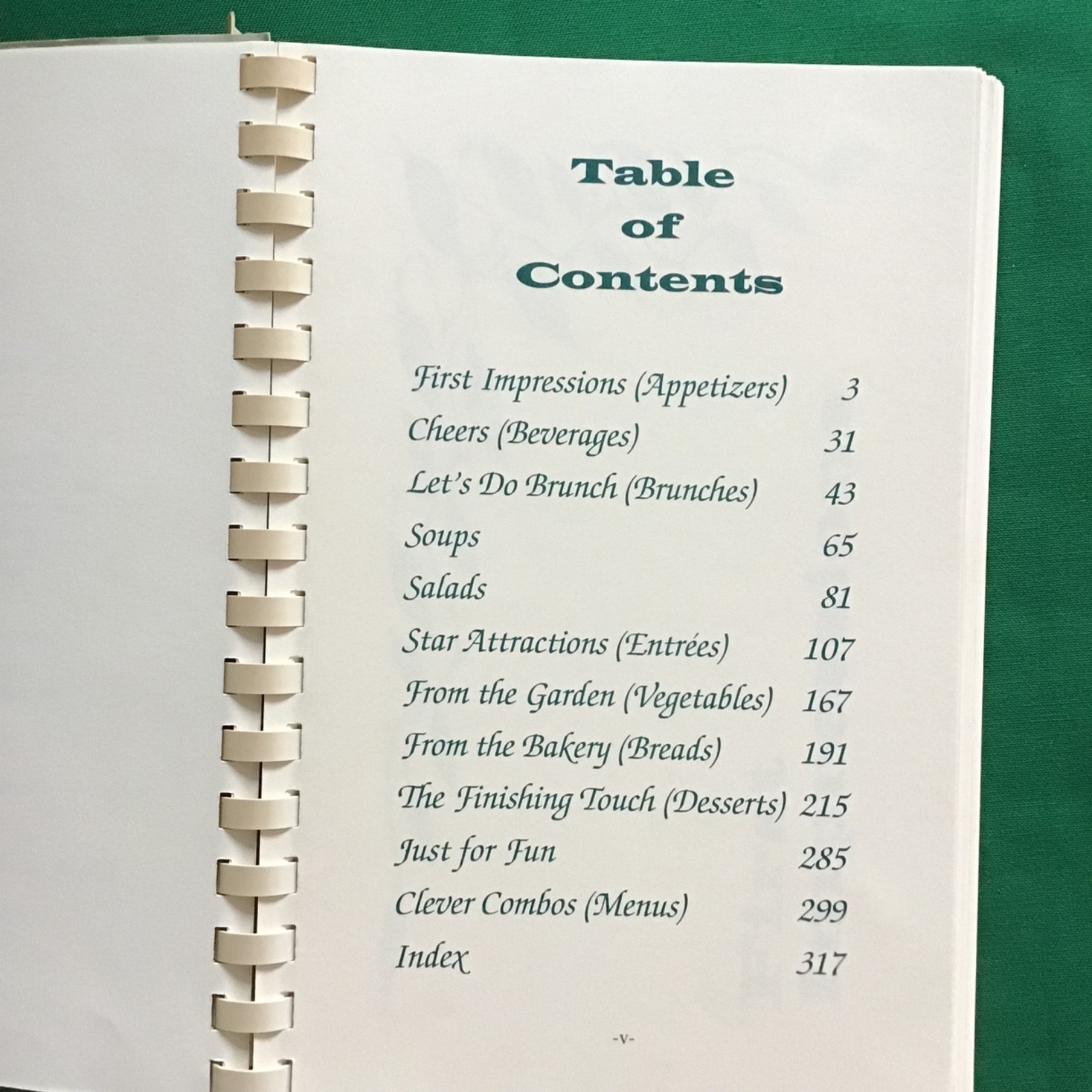 St Charles, MO Philanthropic Educational Organization 1998 Cookbook SEE INDEX