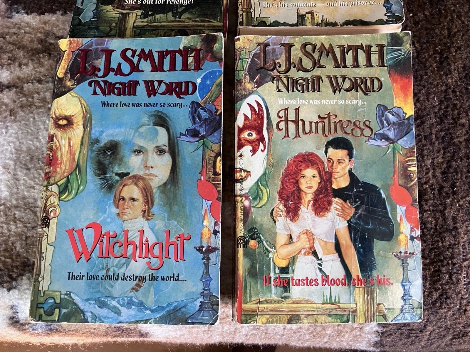 *4 NIGHT WORLD Witchlight & Huntress +++ 1st PRINTS L J Smith YA Horror PB Arch