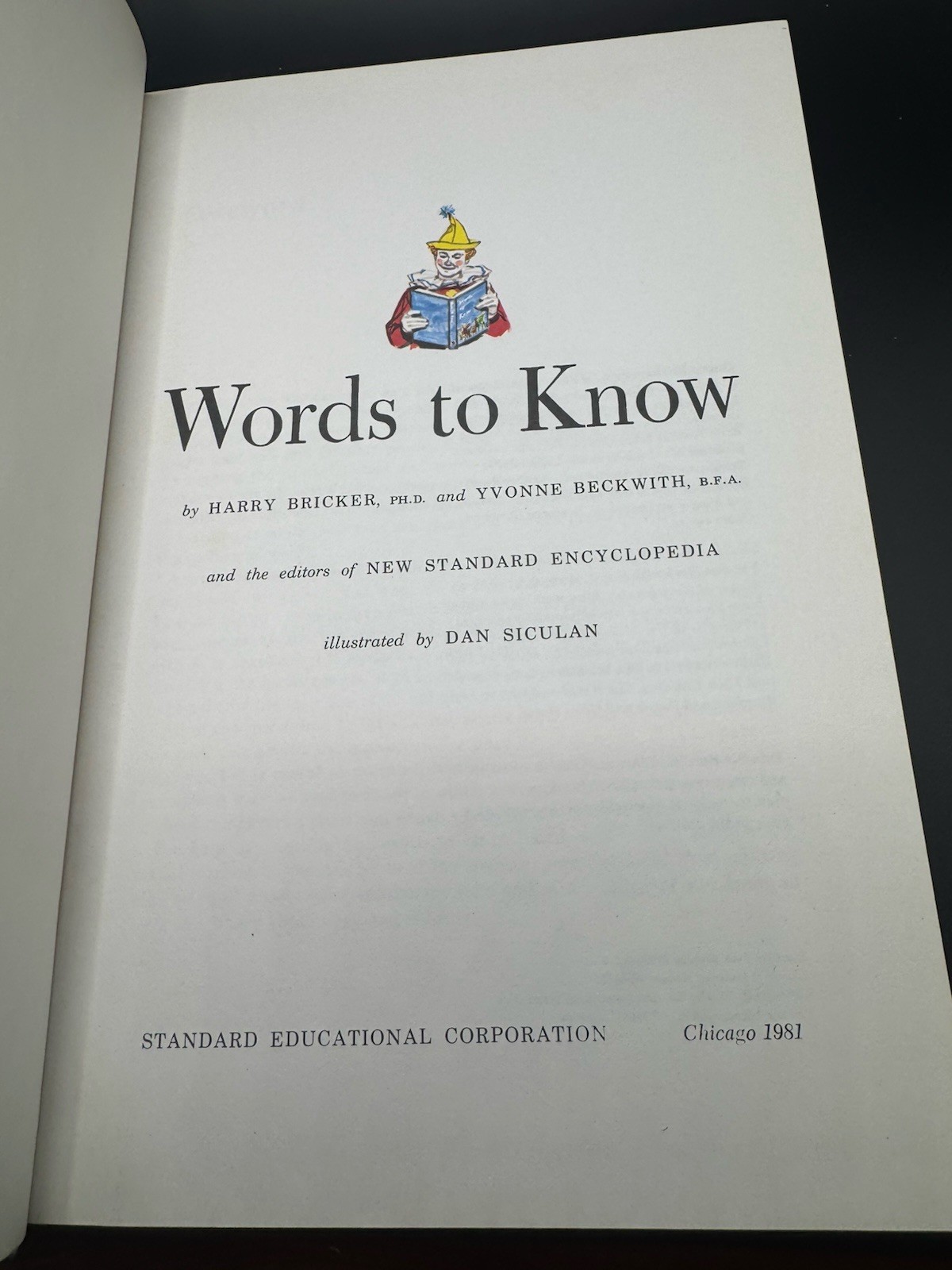 Child Horizons Books: Words To Know – 1972 Illustrated Hardcover Book – Vintage