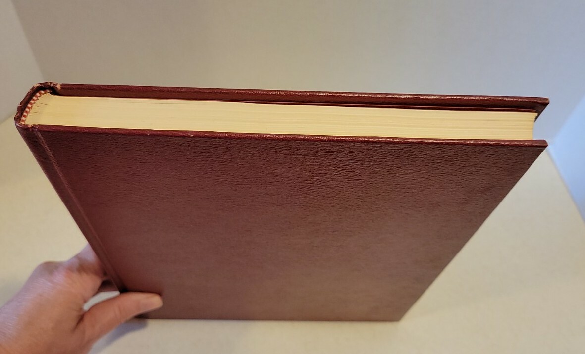 Five-Star Favorites: Recipes From Friends of Mamie and Ike (1974) 272 pages