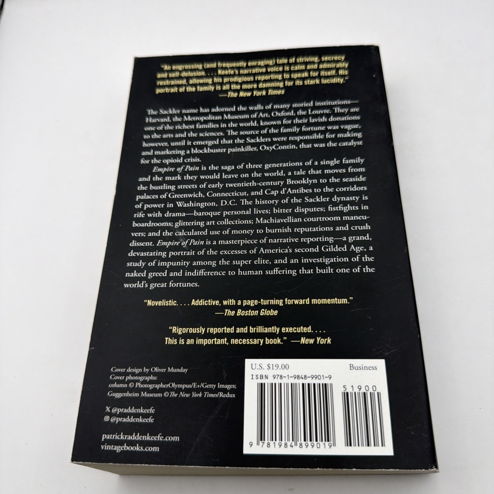 Empire of Pain: The Secret History of the Sackler Dynasty