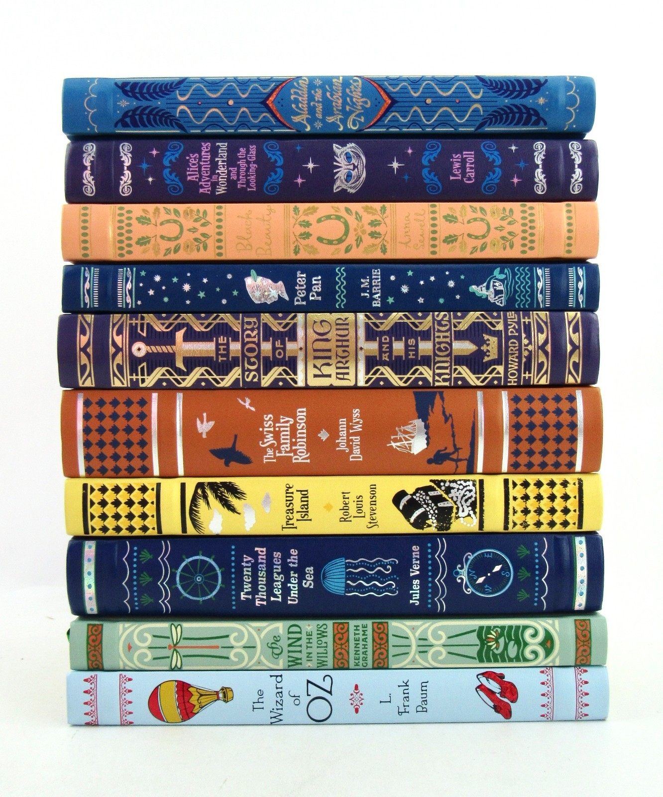 Lot 10 CHILDREN’S CLASSICS Barnes & Noble Aladdin Wind in the Willows HB EXC L1