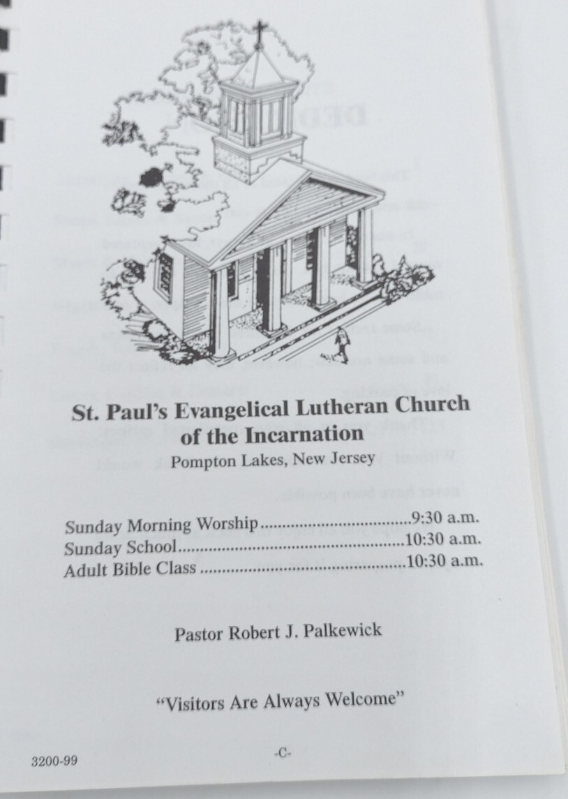 Bless This Food St Pauls Evangelical Lutheran Church Paperback 126 Pages CR 1996