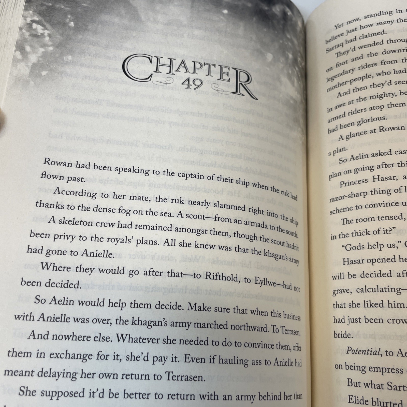 Sarah J. Maas – Kingdom of Ash A Throne of Glass Novel Hardcover (2018) HC/DJ
