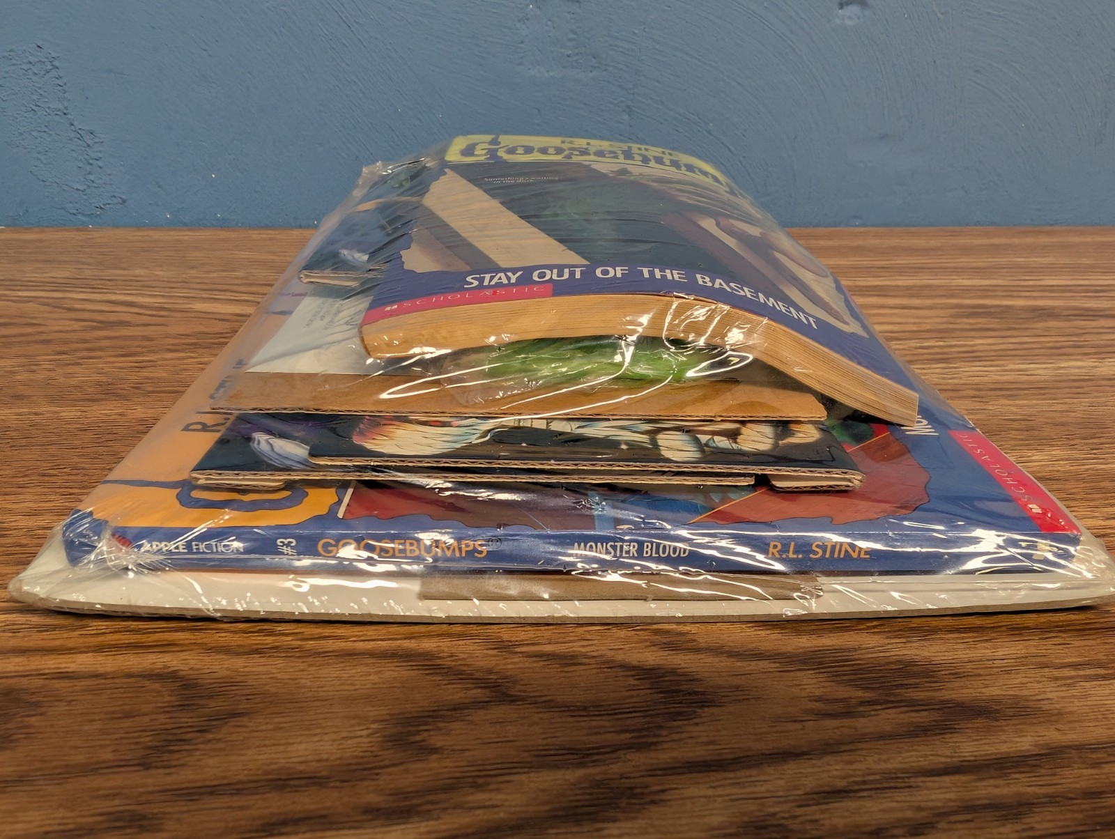 Goosebumps Sealed Gift Set | 3 Books Welcome To Dead House #1 | Apple Fiction