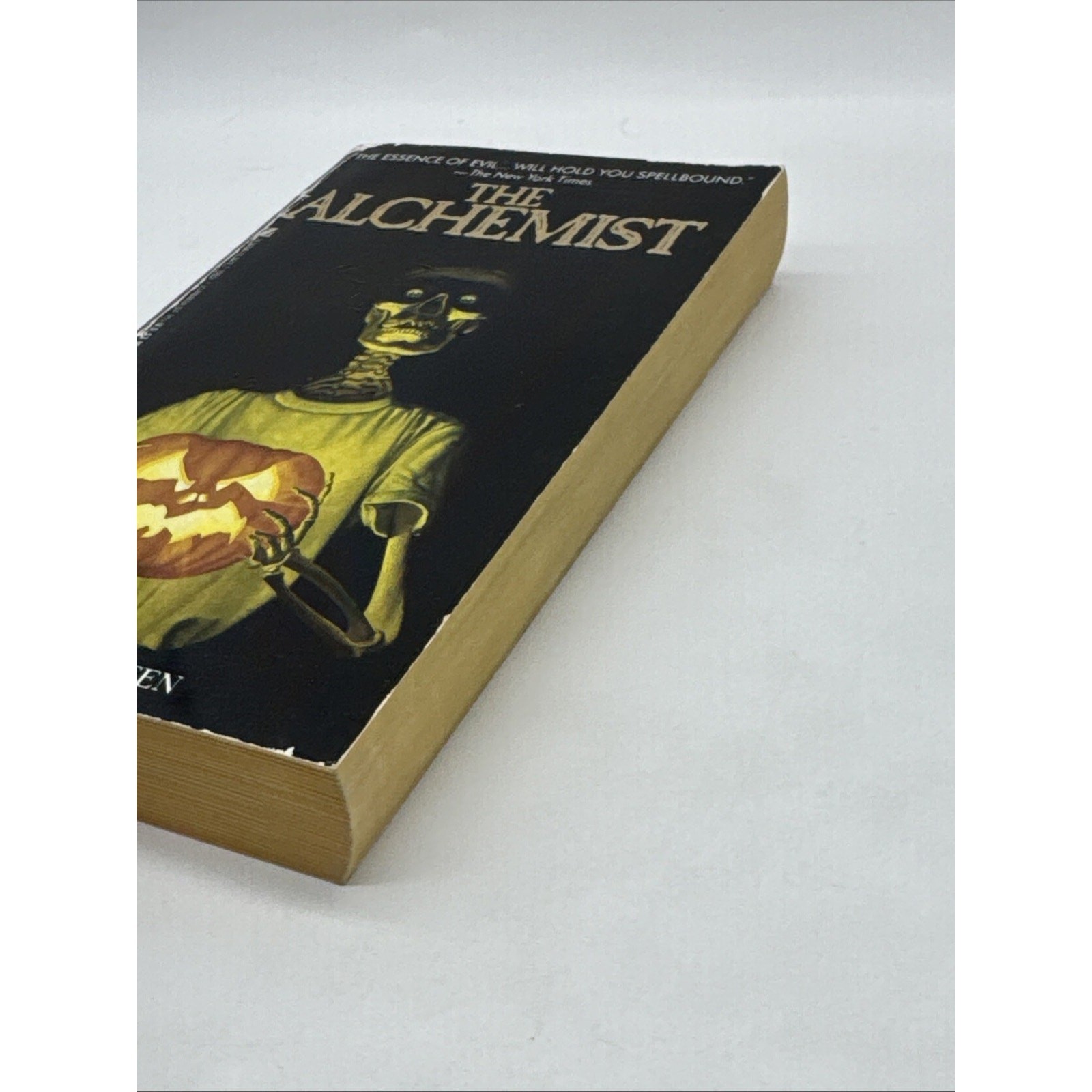 The Alchemist by Les Whitten PB 1986 vintage horror