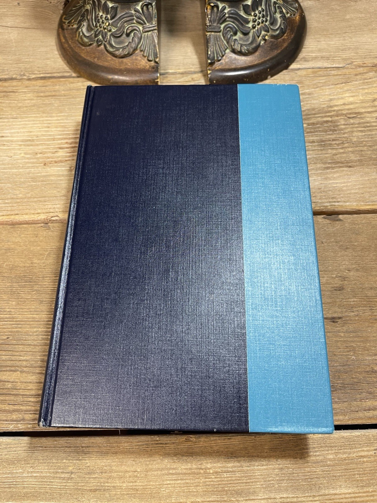 “Endurance” Shackleton’s Incredible Voyage, Alfred Lansing HC 1st Edition 1959