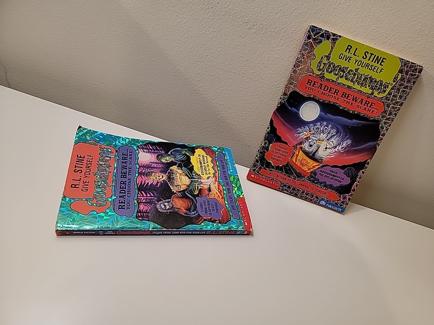 GIVE YOURSELF GOOSEBUMPS 26 books R.L. Stine Scholastic 1990s-2000s