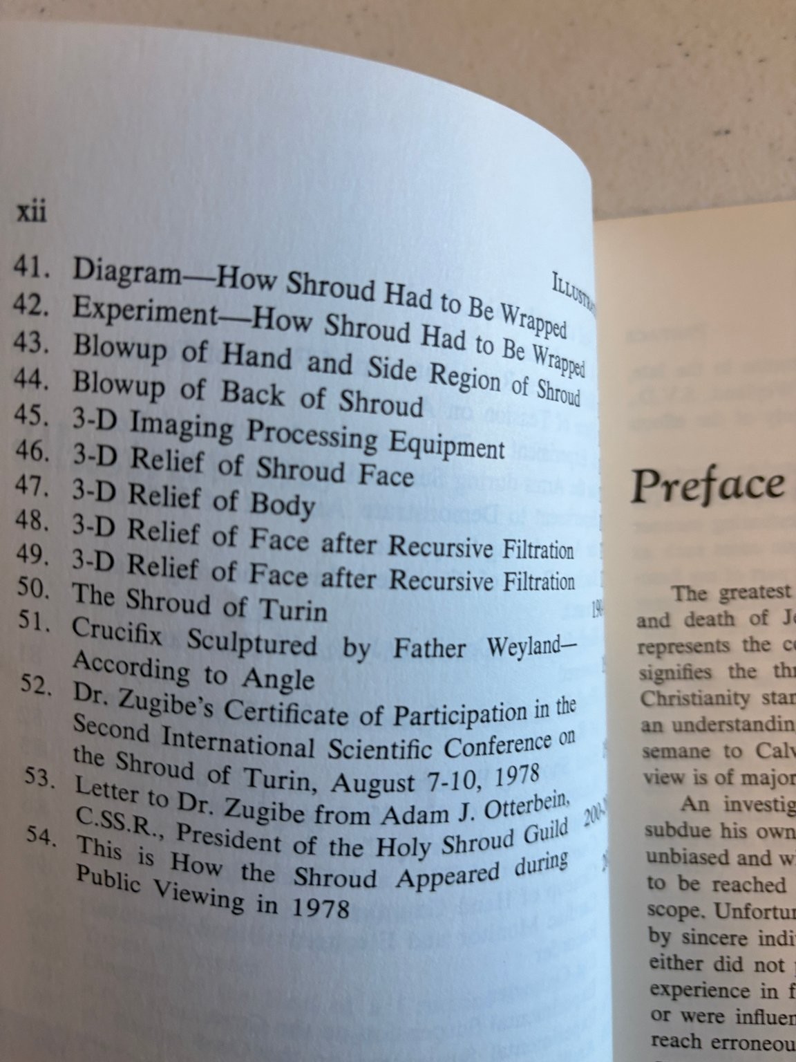 The Cross and the Shroud Zugibe 1981 First Edition Illustrated Forensic Science