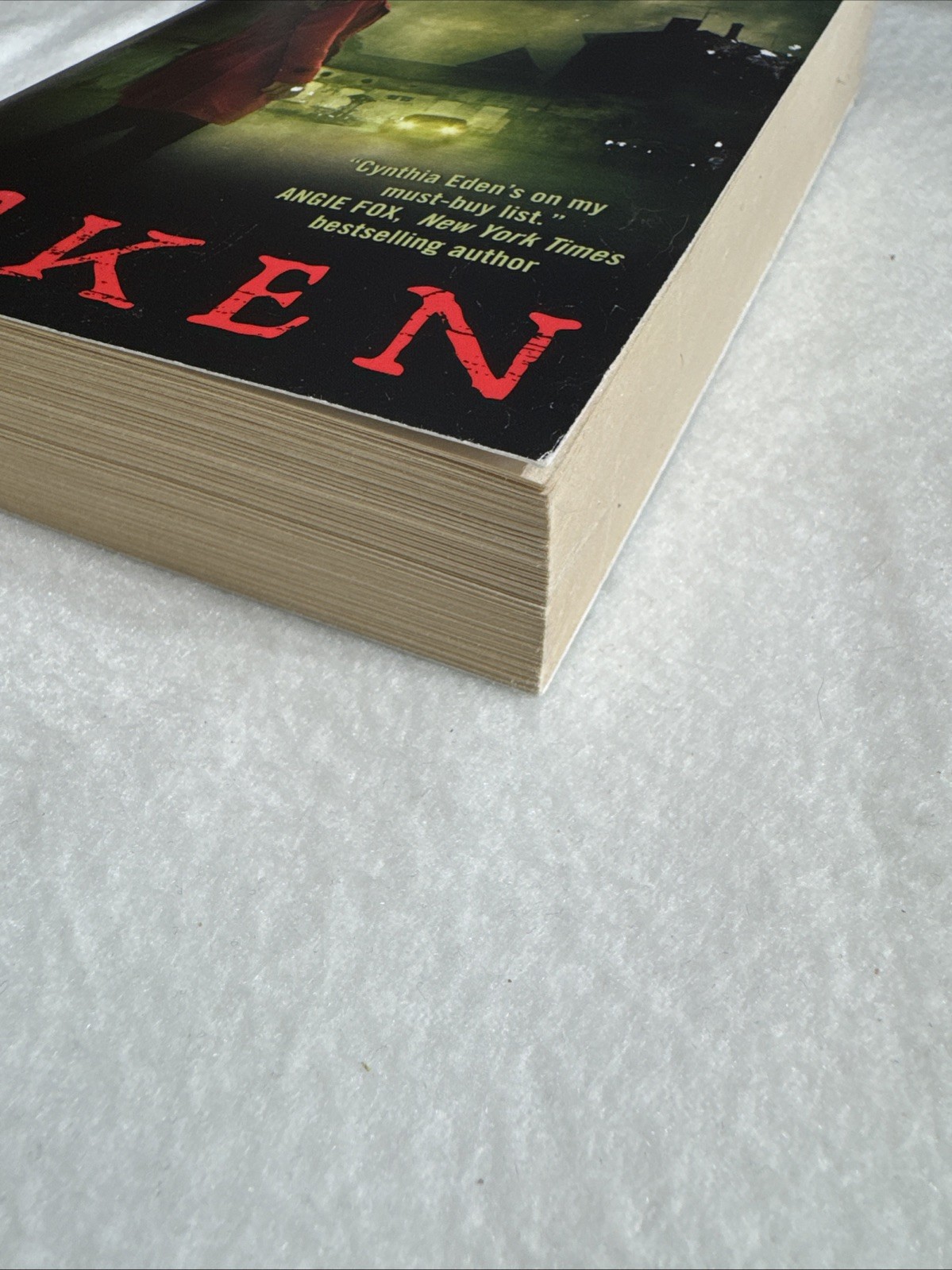 Taken : LOST Series #5 by Cynthia Eden (2016) Dark Thriller Romance Like New