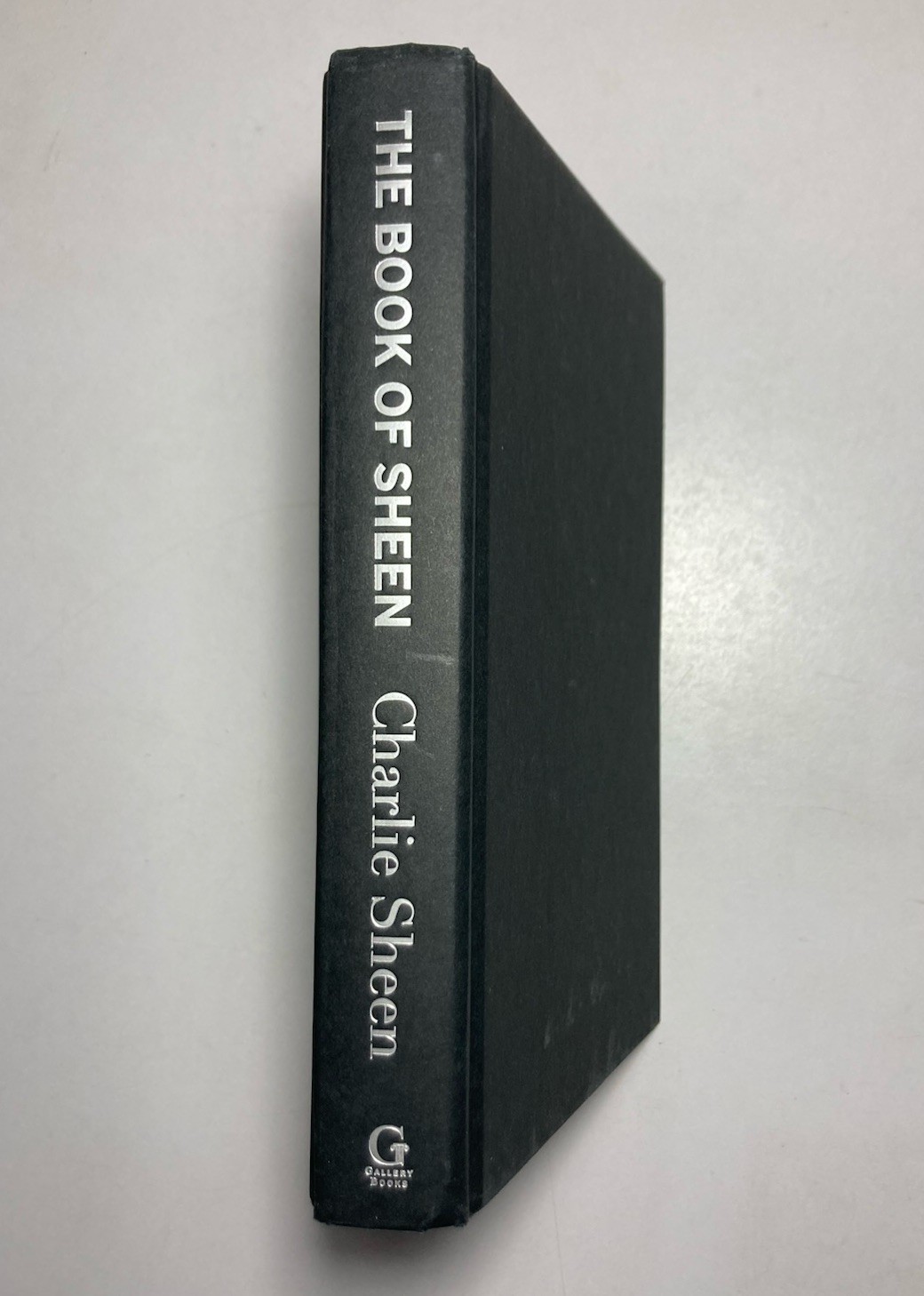 CHARLIE SHEEN “The Book of Sheen : A Memoir” SIGNED Hardcover First Edition 2025