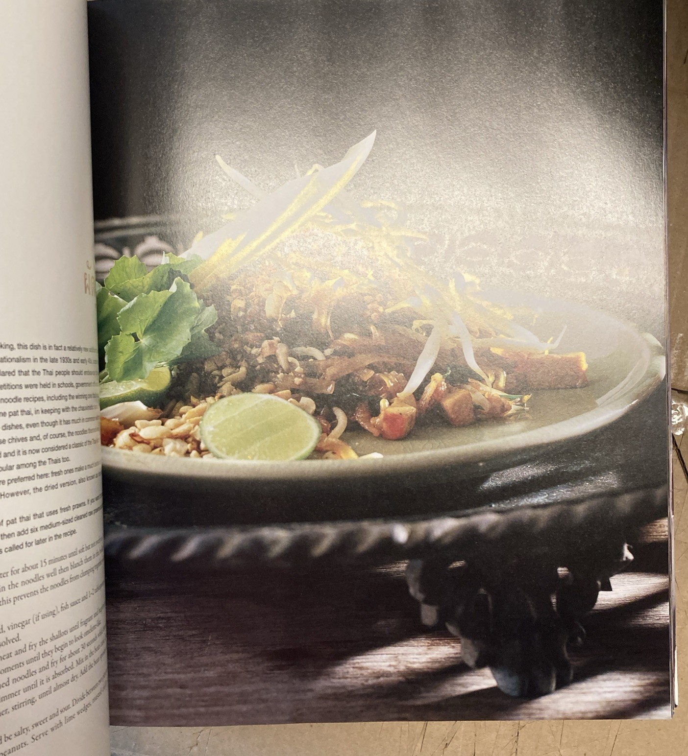 Thai Street Food : Authentic Recipes By David Thompson 2009 FIRST US ED LIKE NEW