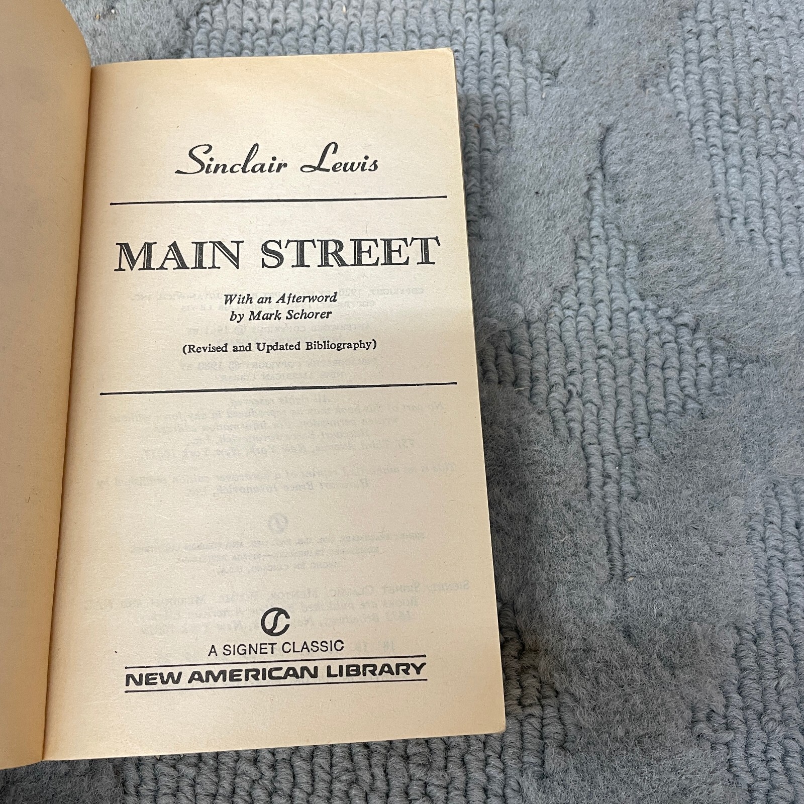 Main Street Historical Fiction Paperback Book by Sinclair Lewis Signet 1980