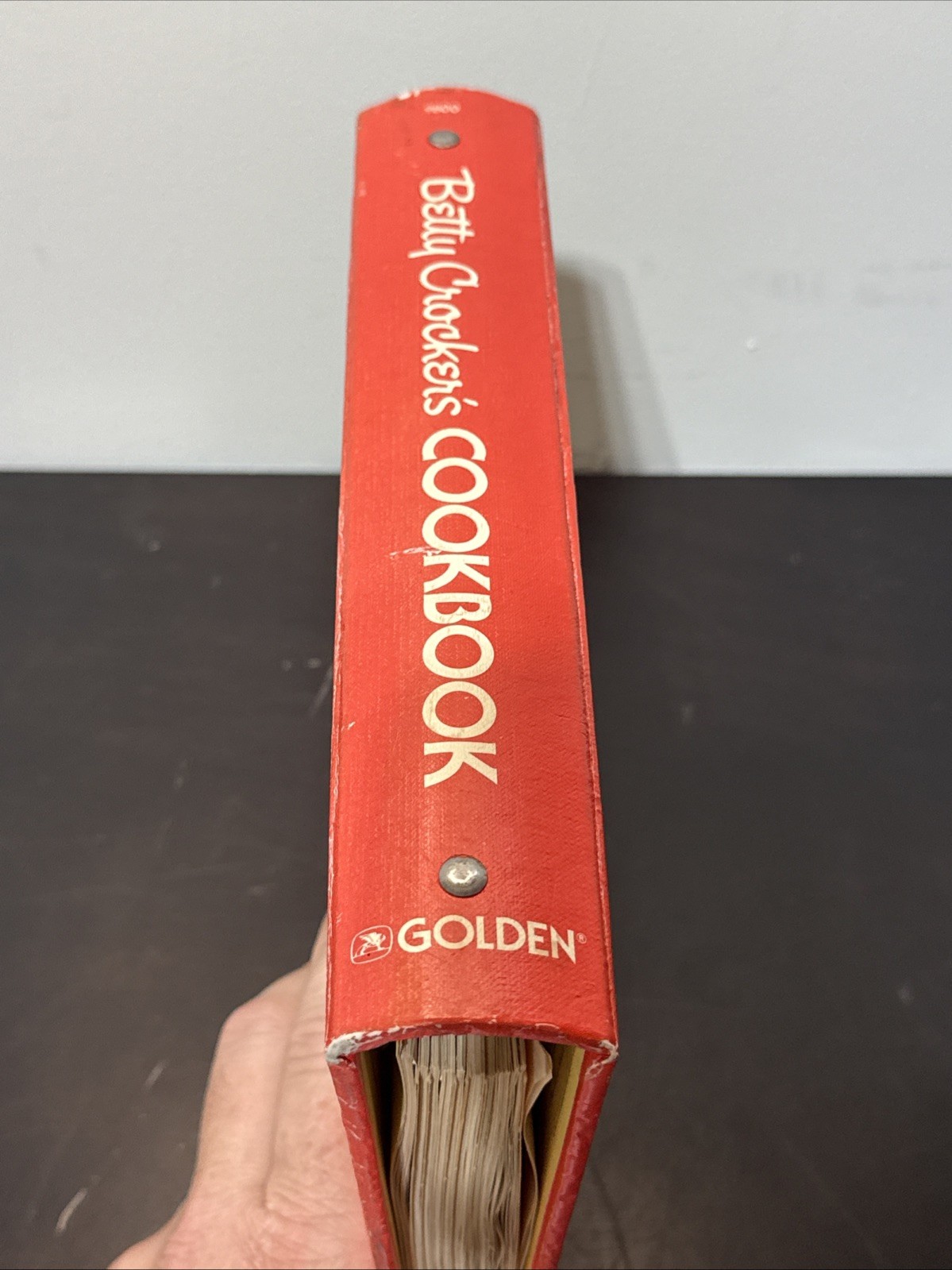 Vintage Betty Crocker’s Cookbook 5 Ring Binder Hardcover 1978 1981 9800