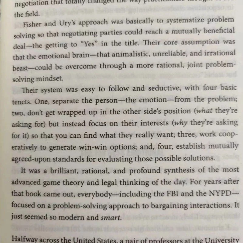 Never Split The Difference By Chris Voss Books In English for Adults Negotiation