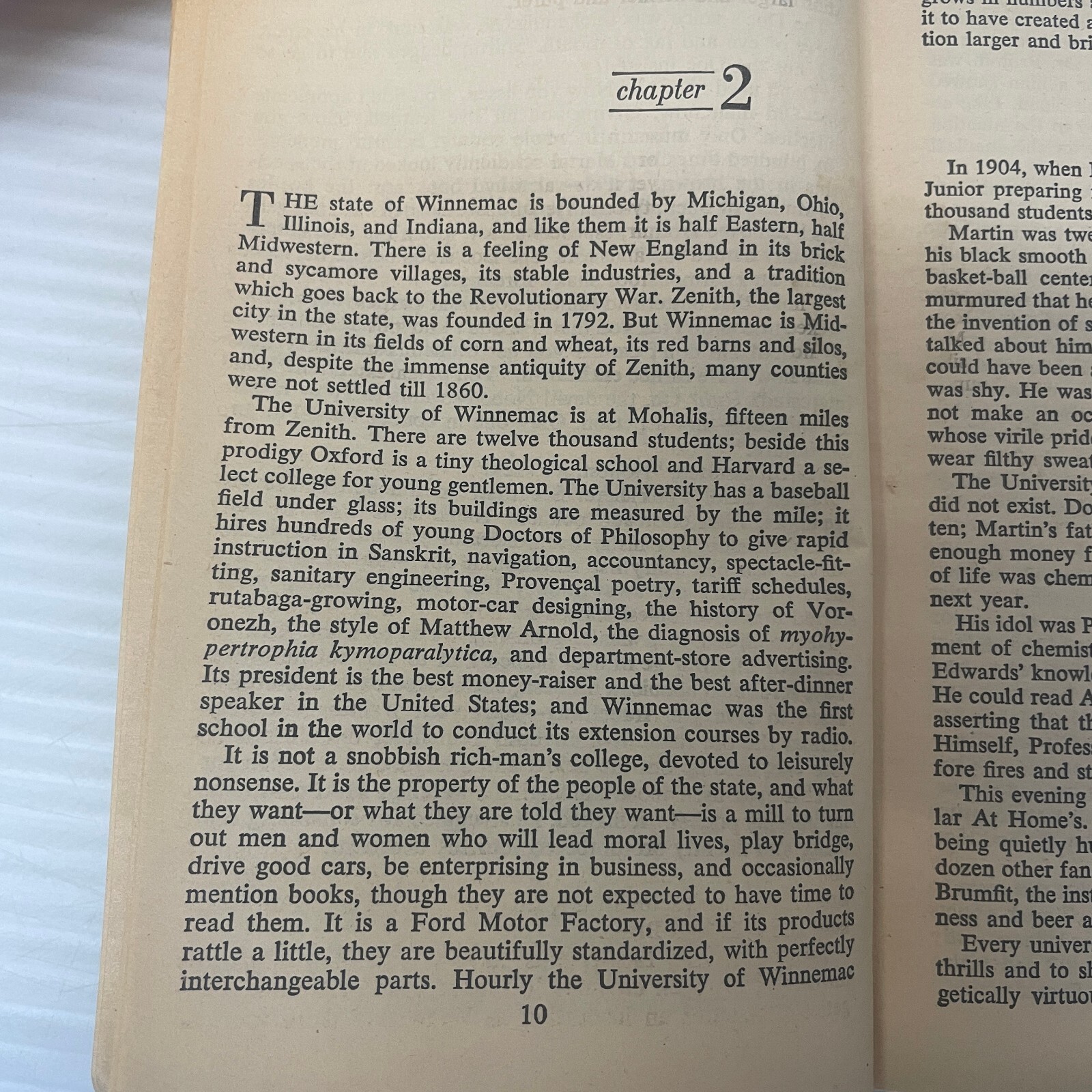 Arrowsmith Medical Drama Paperback Book by Sinclair Lewis from Signet 1980