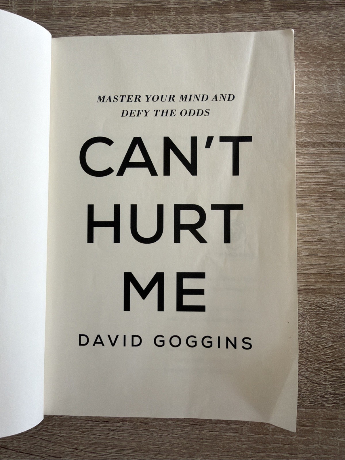 Can’t Hurt Me Book by David Goggins Cant Master Your Mind Defy 9781544512273
