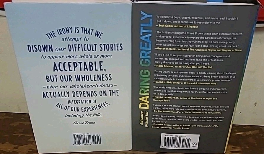 Lot of 2 Brene Brown PHD Daring Greatly & Rising Strong HC/DJ Books VG – NEW