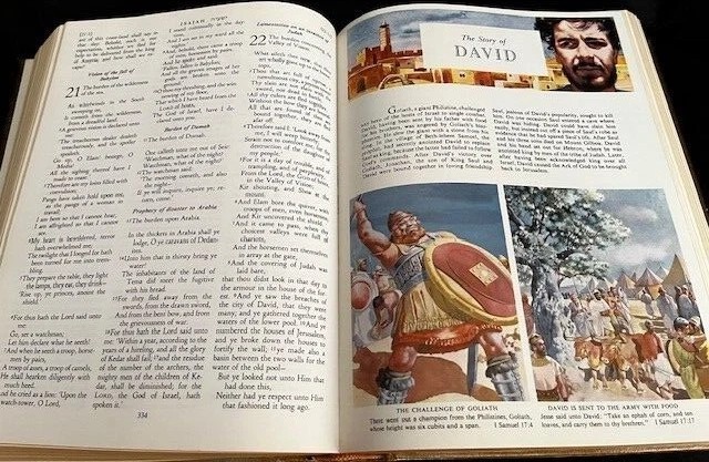 The Holy Scriptures Jewish Family Bible Masoretic Text Menorah Press Gold Sealed