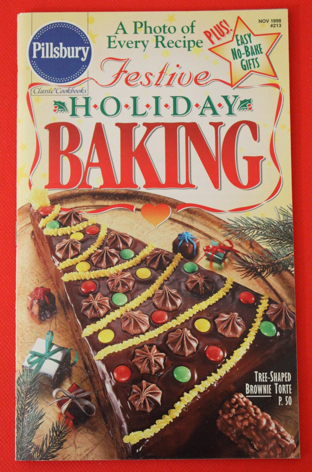 Pillsbury Cookbook Booklets AND a Hard to Find Slip Cover – Holiday Cooking