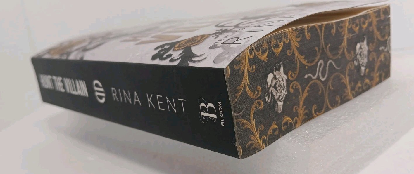 Rina Kent – Hunt The Villain, Walmart Edition, Sprayed Edges, Paperback