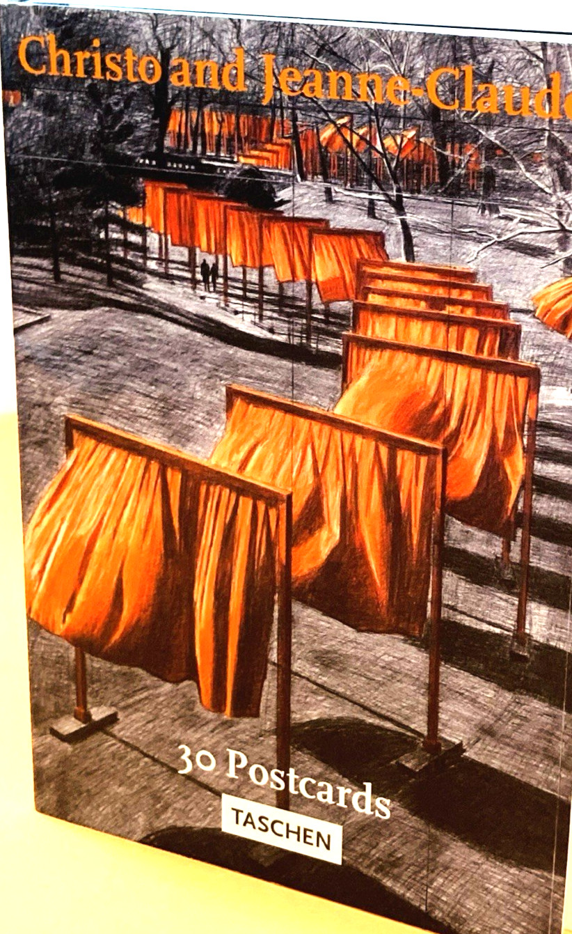 Christo &Jeanne-Claude 30 Photo Postcards THE GATES Central Park &other Projects