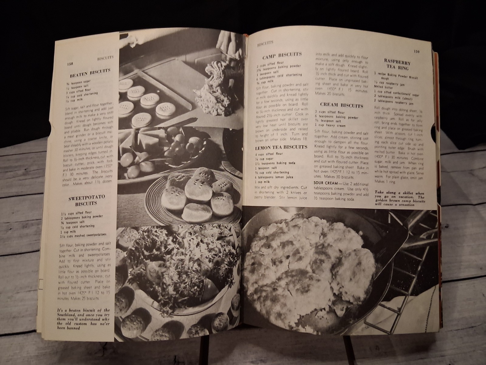 Vintage cookbook Culinary Arts Institute Encyclopedic Cookbook 1960s