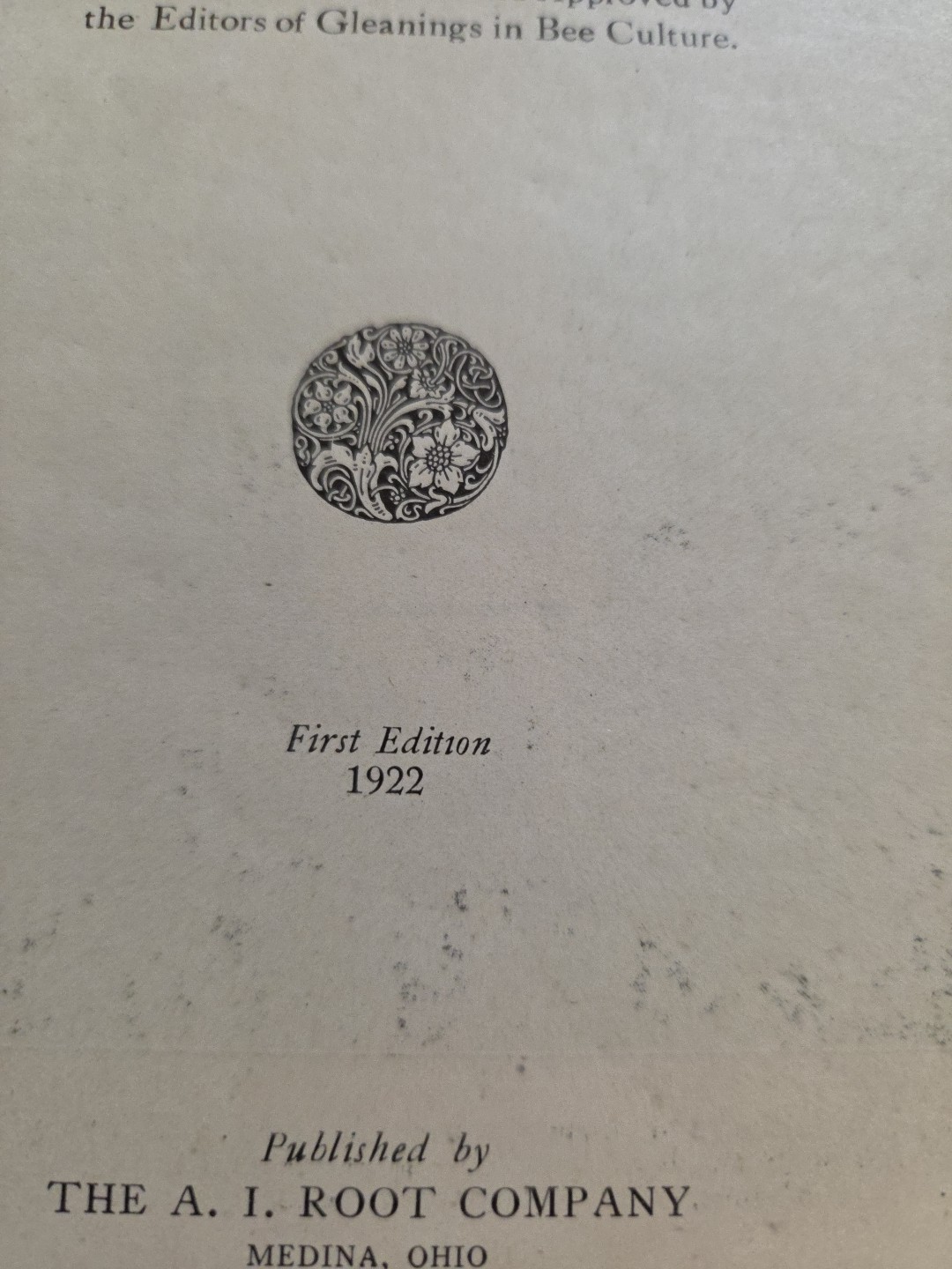 Rare 1922 First Edition “Starting Right with Bees”