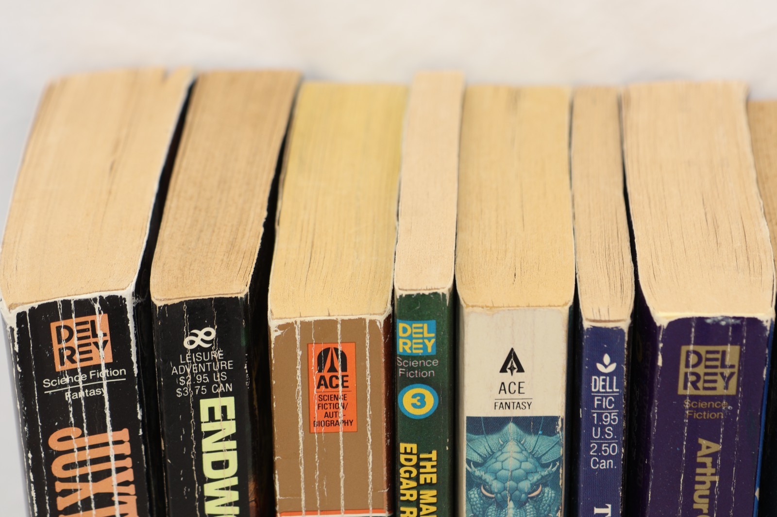 Lot of 20 Science Fiction Books, Paperback, No Duplicates, B670