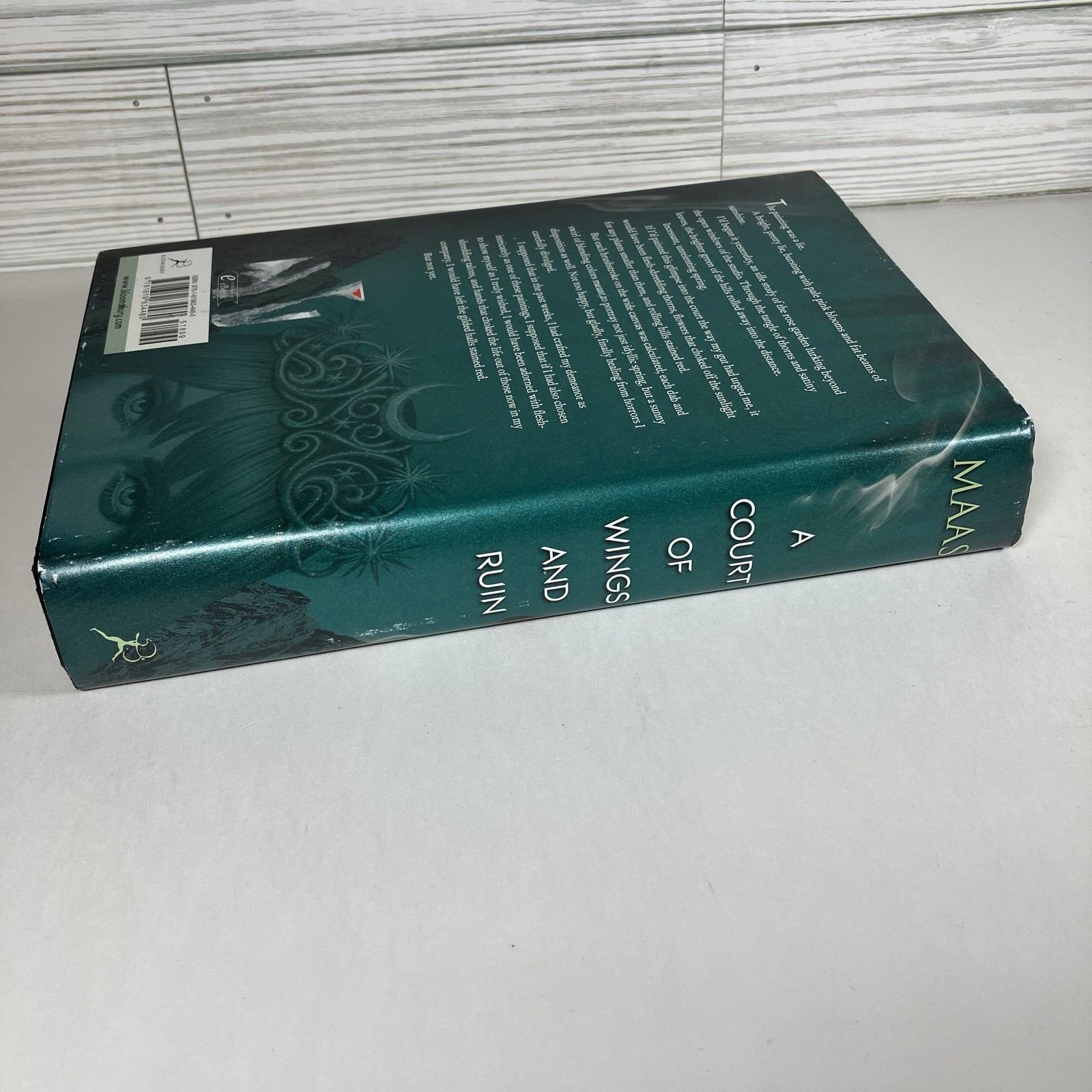 A Court of Wings and Ruin – Sarah J Maas – Hardcover First Edition/3rd Book