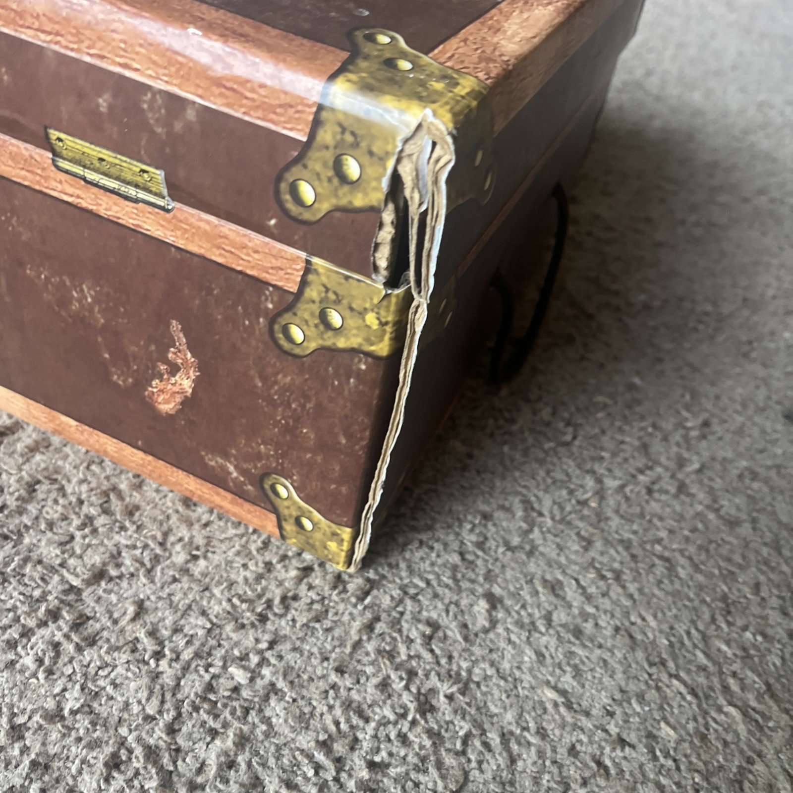 Harry Potter Boxed Set Hardcover Books 1-7 in Trunk Chest Limited Edition READ