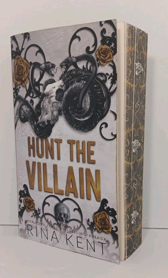 Rina Kent – Hunt The Villain, Walmart Edition, Sprayed Edges, Paperback