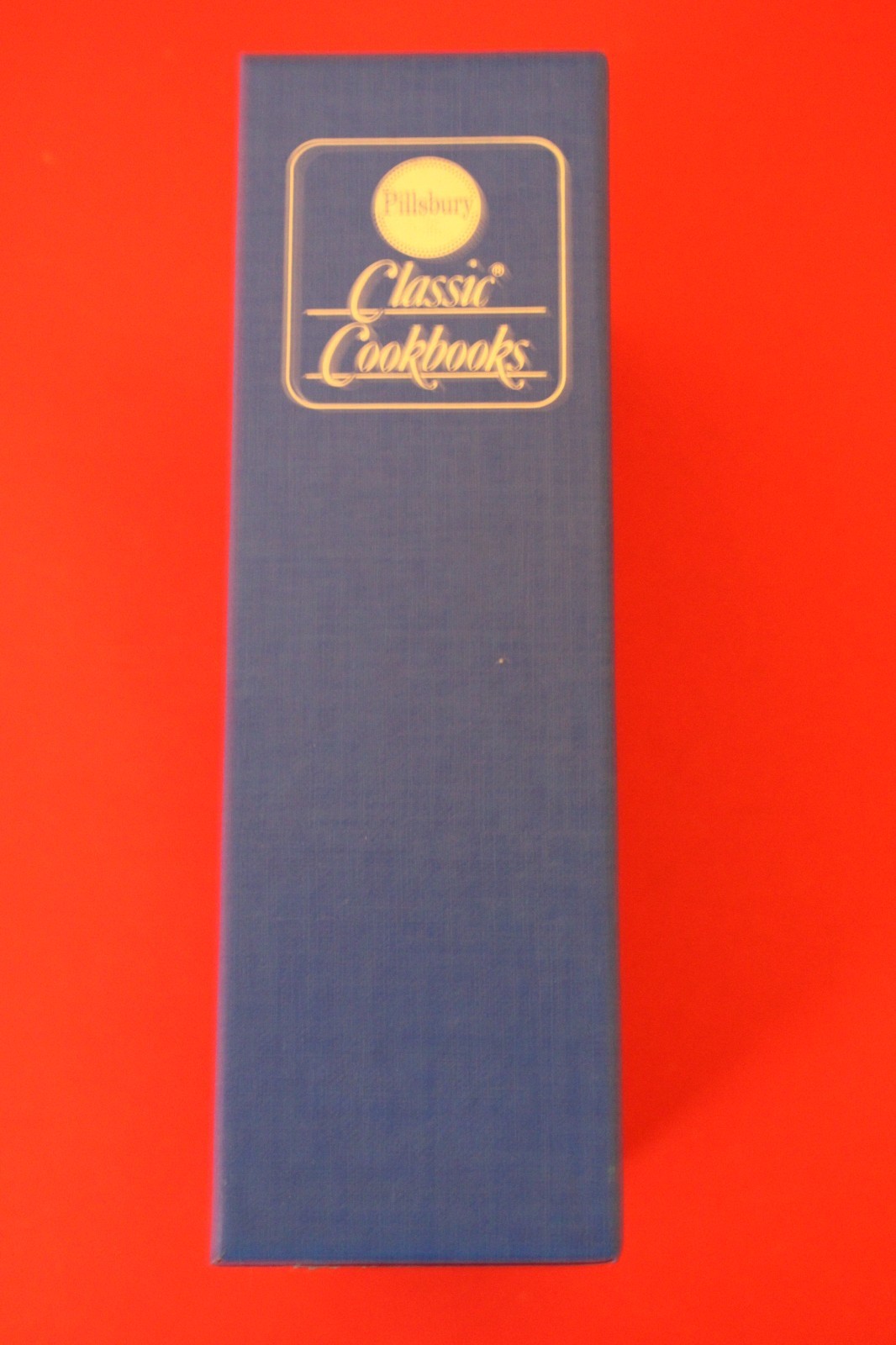 Pillsbury Cookbook Booklets AND a Hard to Find Slip Cover – Holiday Cooking