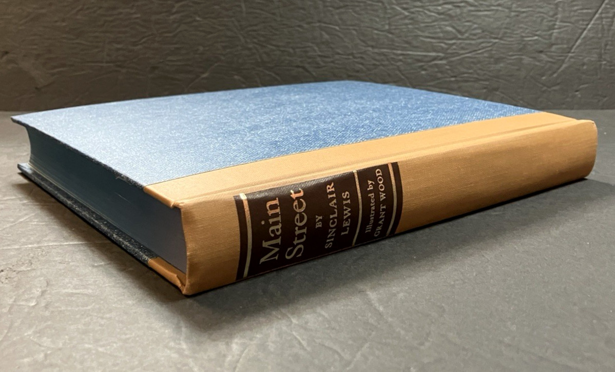Main Street Sinclair Lewis 1970 Heritage Club HC Book Slipcase Sandglass