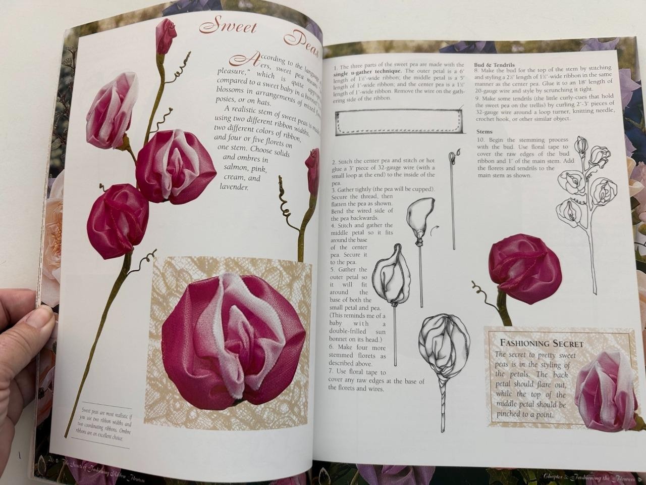 Ribbon Flowers craft book 1998 Helen Gibb 128 pages Heirloom pieces
