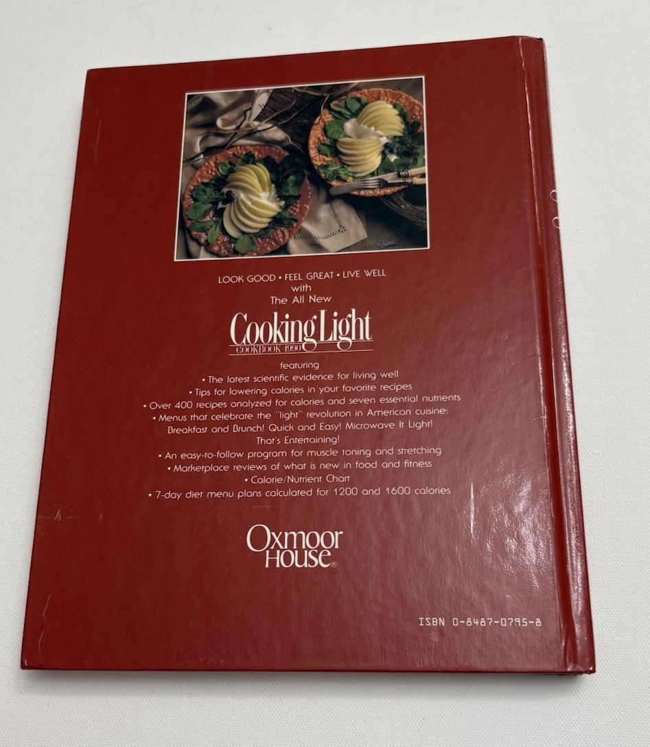 Cooking Light Cookbook Oxmoor House 272 pages Hardcover Recipes