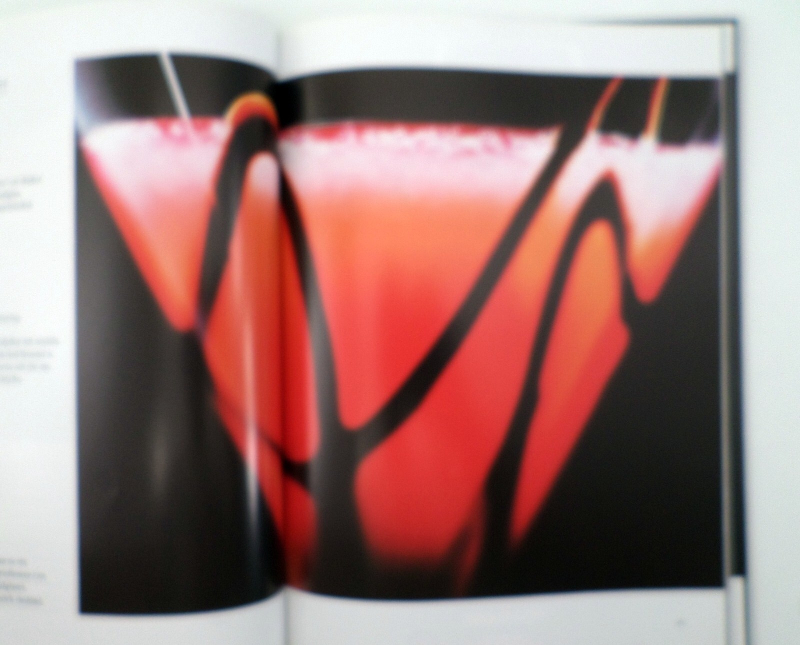 Vodka Med Smak (book is in Swedish) Flavored Vodkas Mixed Drinks 126 Pages Guari