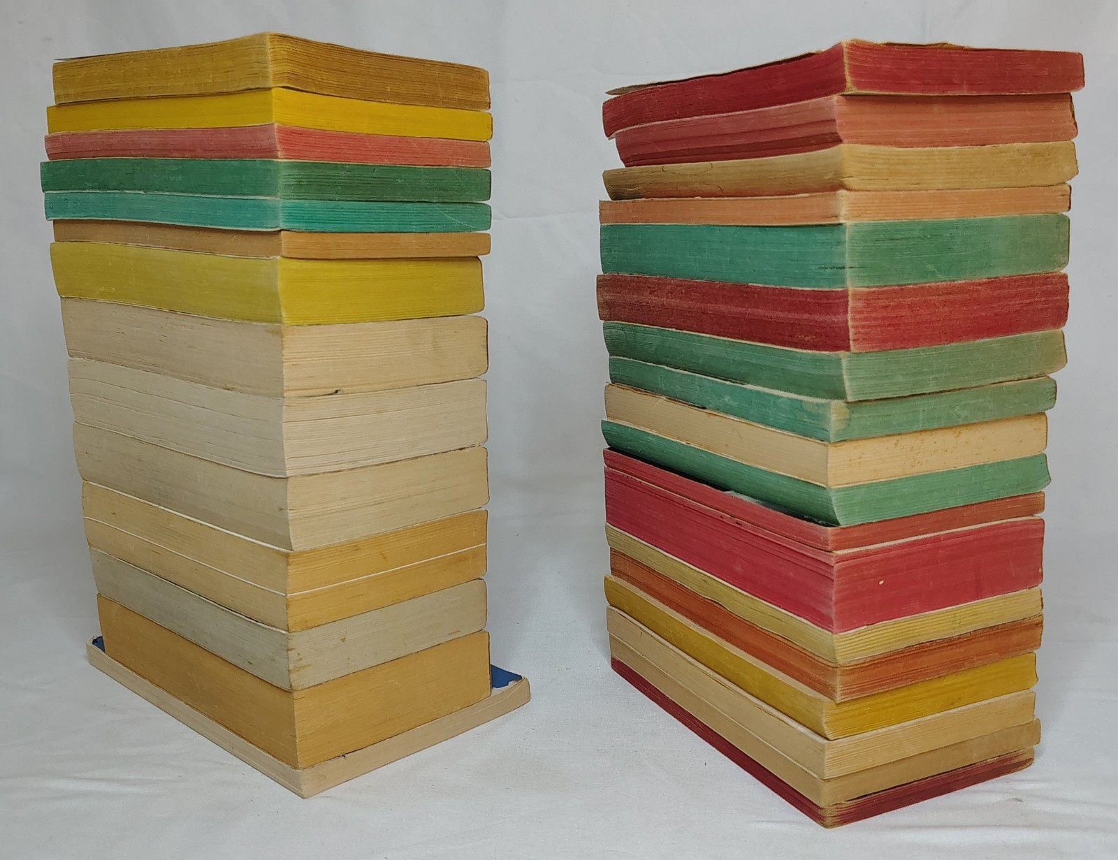 Paperback Book Lot Of 32 Movie Tie-Ins Adaptations From 1950s Thru 2000s