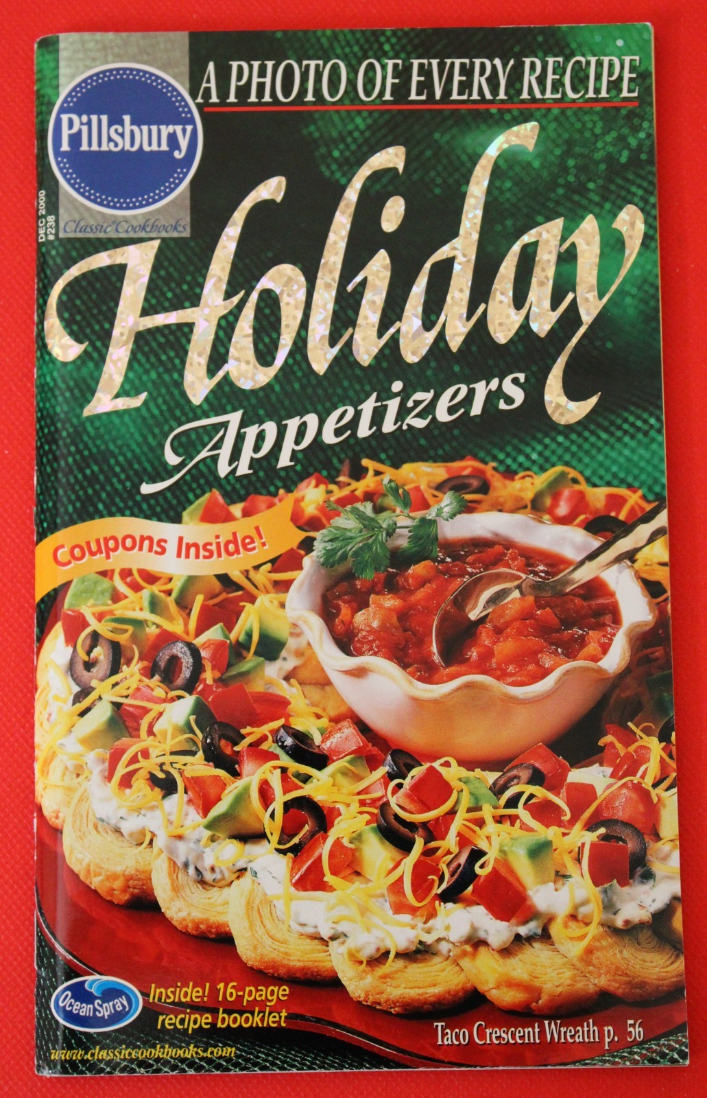 Pillsbury Cookbook Booklets AND a Hard to Find Slip Cover – Holiday Cooking