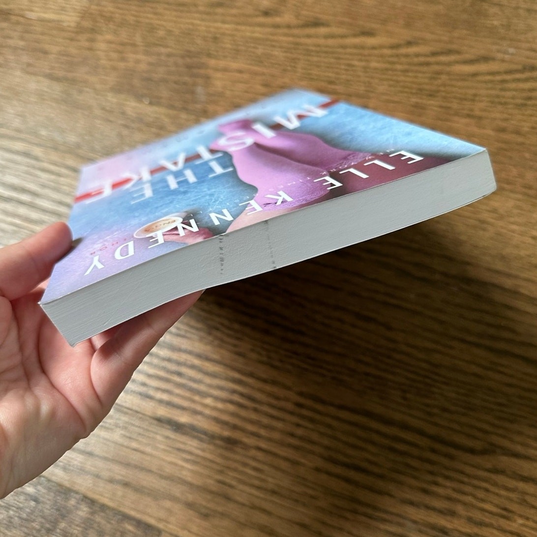 The Mistake By Elle Kennedy Oop Indie Paperback