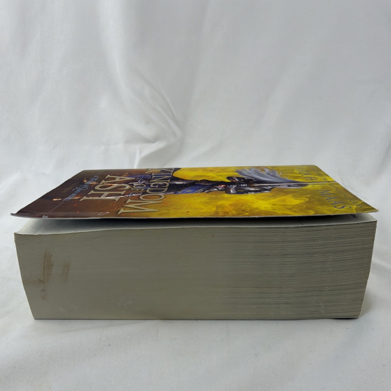 Kingdom of Ash (Throne of Glass, 7) – paperback Maas, Sarah J.