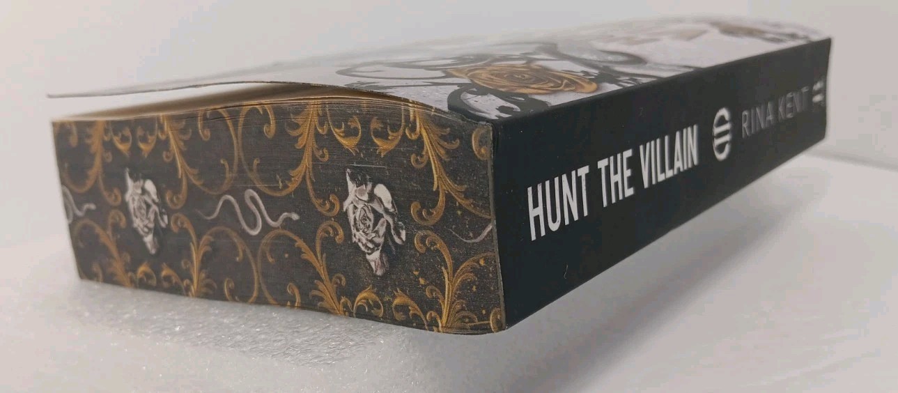 Rina Kent – Hunt The Villain, Walmart Edition, Sprayed Edges, Paperback
