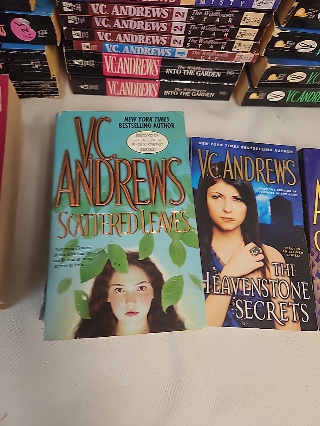 VC Andrews PAPERBACK BOOK/BOOKS /VARIOUS TITLES /CHOICE