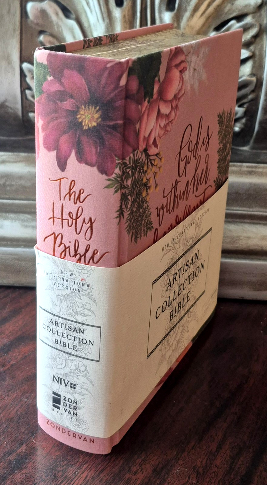 NIV Artisan Collection Journaling Bible (Hardcover Pink Floral, Red Letter) NEW